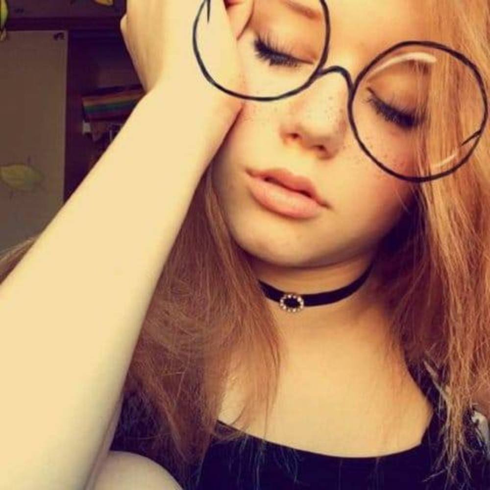 Meet your Posher, Julez